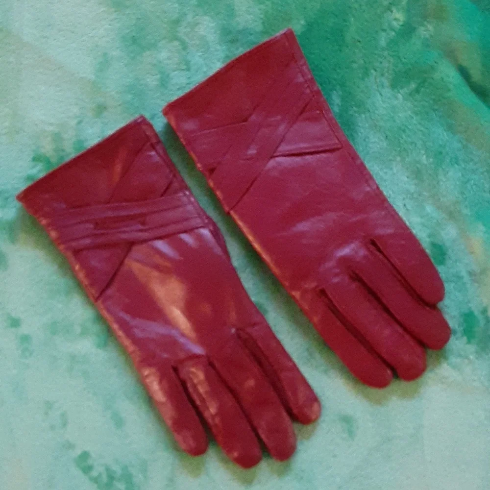 Burgundy Leather Gloves